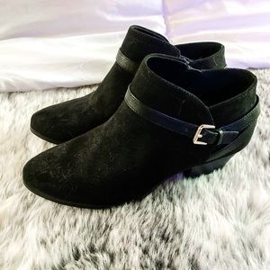 Suede ankle bootie